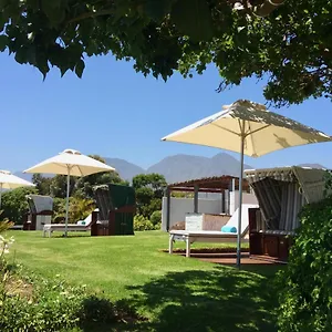 Guest house Apricot Gardens, Gordons Bay