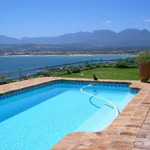 Apartment Whale Views, Gordons Bay